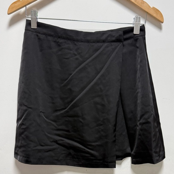 Princess Polly Black Skirt and yellow top set - Picture 3 of 14